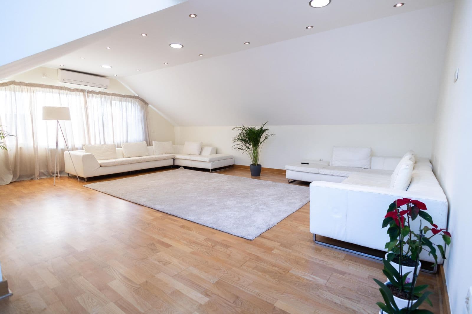 Cantonments Penthouse Interior: view 7