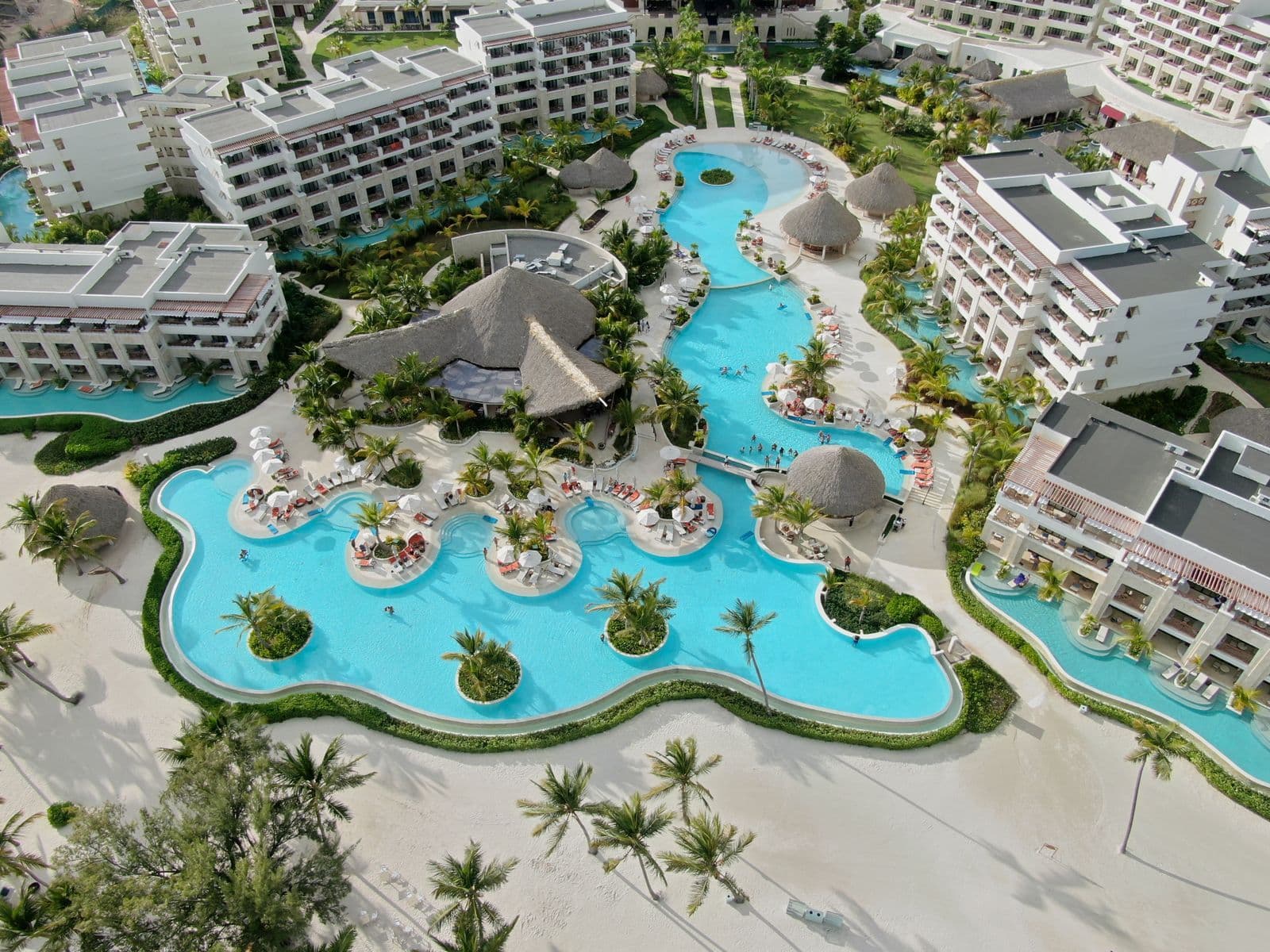 Ada Beach Resort: view 7